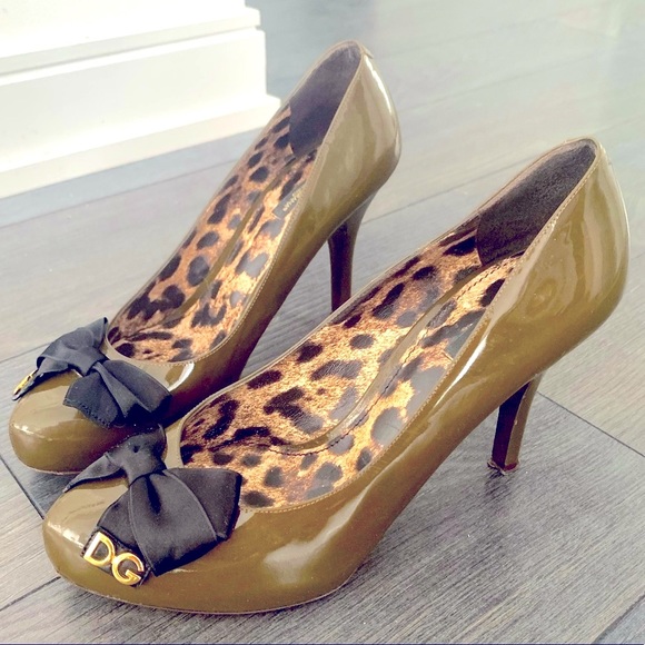 🤩🔥DOLCE&GABBANA Patent Green Pumps-AuthenticSz41 - Picture 2 of 8